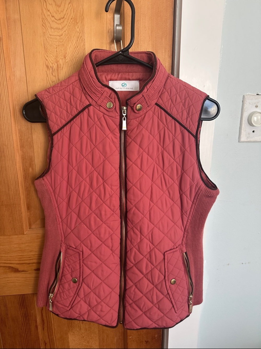 Infinity Raine Quilted Sleeveless Vest - Rose